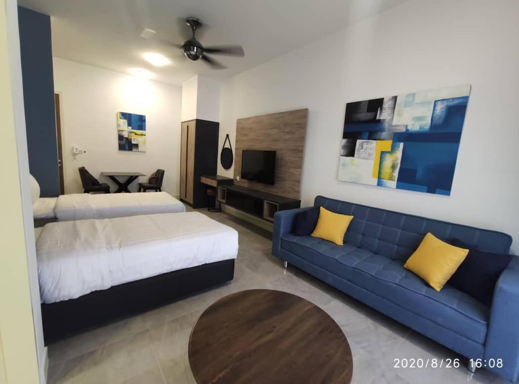 Homestay Shah Rizki At Imperio With Swimming Pool Muslim Friendly ملقا المظهر الخارجي الصورة