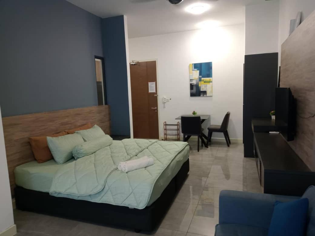 Homestay Shah Rizki At Imperio With Swimming Pool Muslim Friendly ملقا المظهر الخارجي الصورة