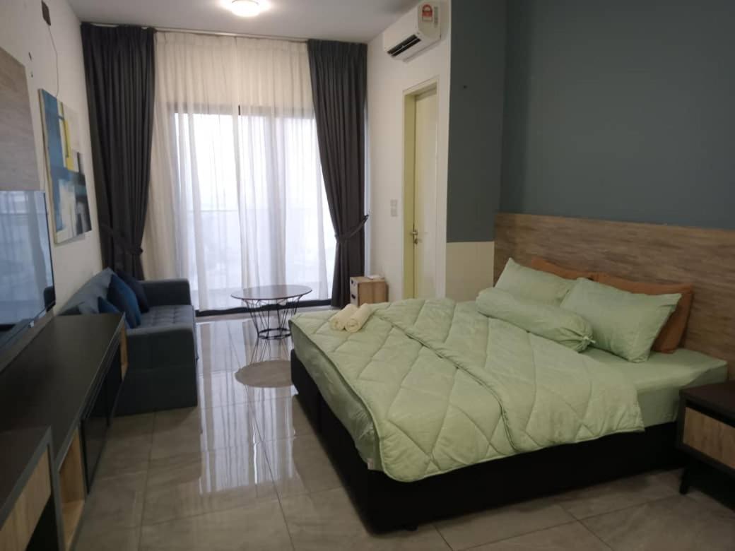 Homestay Shah Rizki At Imperio With Swimming Pool Muslim Friendly ملقا المظهر الخارجي الصورة